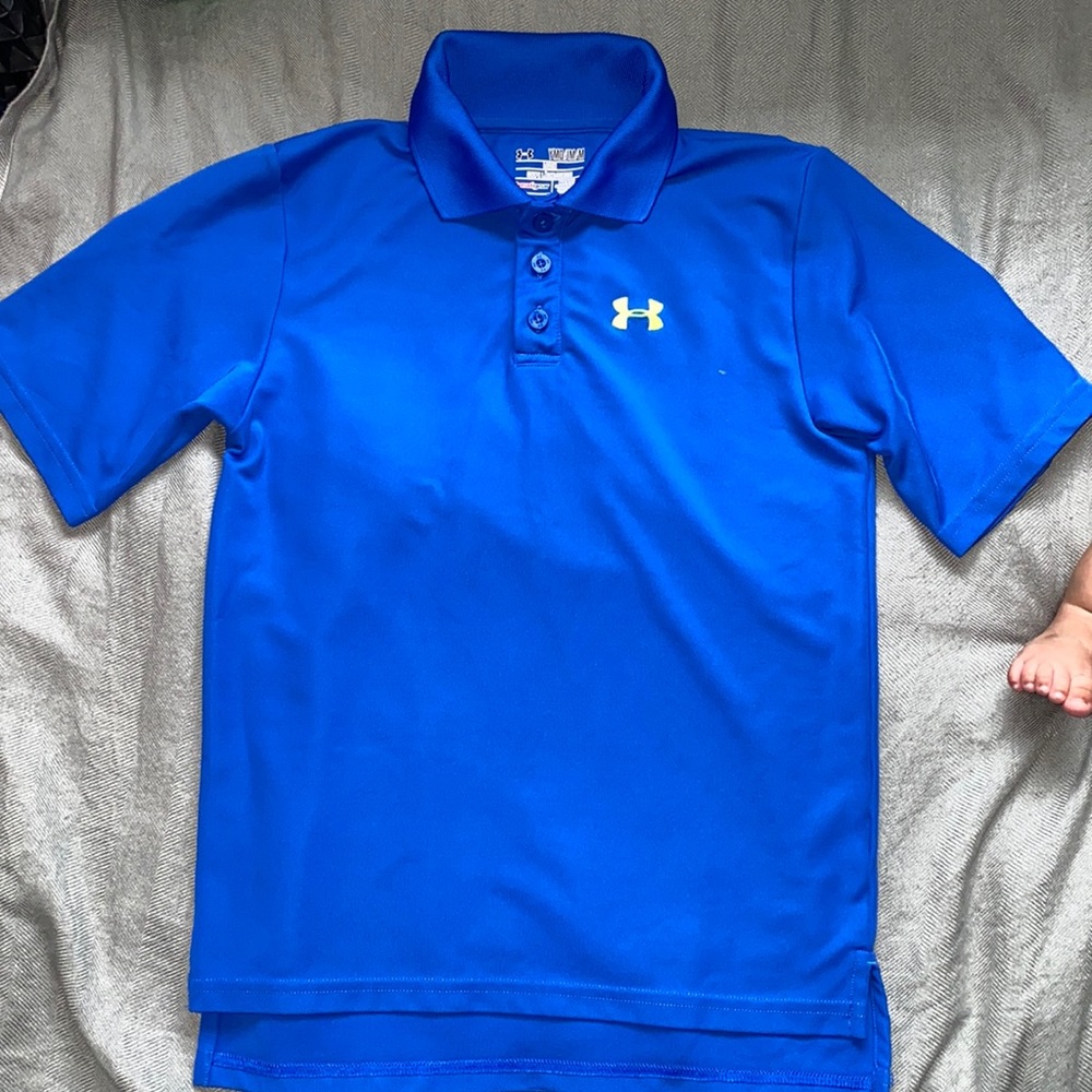 Loose dry fit material polo boy shirt